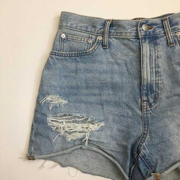 MADEWELL Medium/Light Wash THE MOM JEAN SHORT Distressed Raw Edge Hem Shorts - Picture 6 of 11